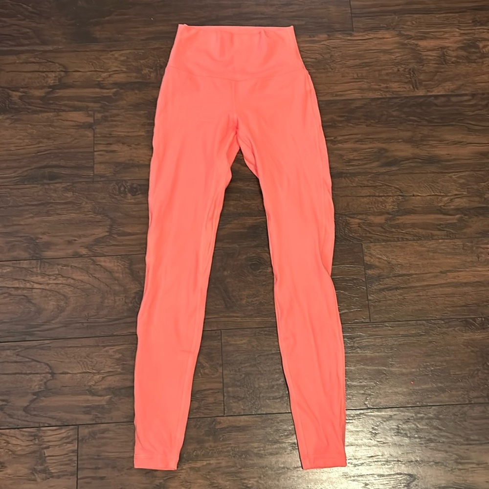 Lululemon, Size 4, Coral